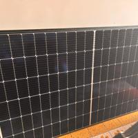 Pannelli solari e impianto fotovoltaico da balcone
