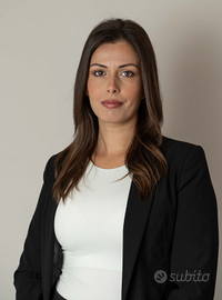 Makeup Artist qualificata