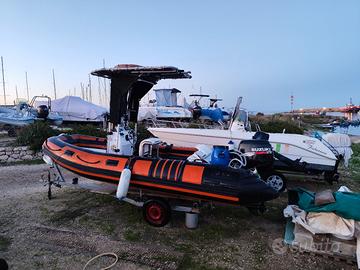 Gommone motore e  carrello