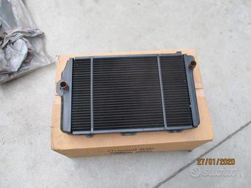 Radiatore audi 80
