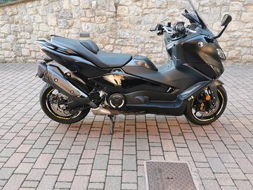 Tmax 560 Tech Max