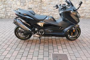 Tmax 560 Tech Max