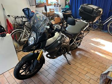 Suzuki V Strom DL 1000