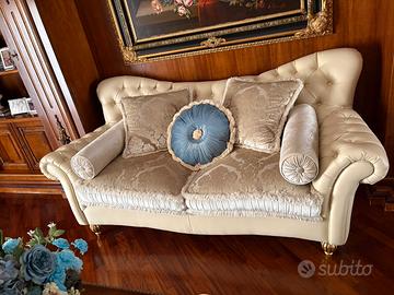 Divano ecopelle e velluto