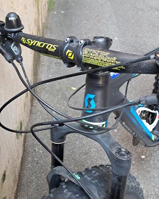 mountain bike a ruote larghe