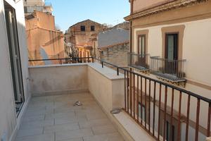 Centro Storico bivani con terrazzo e soppalco