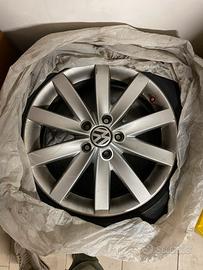 4 Cerchi volkswagen e gomme invernali 205 50 17
