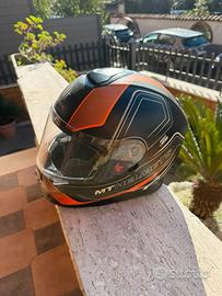 Casco integrale MT Helmets