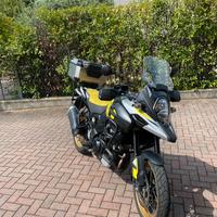 Suzuki V-Strom 1000 XT 2017 + tris trekker outback