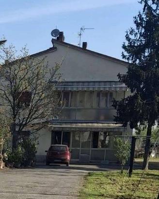 Immobile in asta di 395 m² con 1 locale a San Cesa