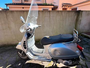 Piaggio Vespa 250 GTS
