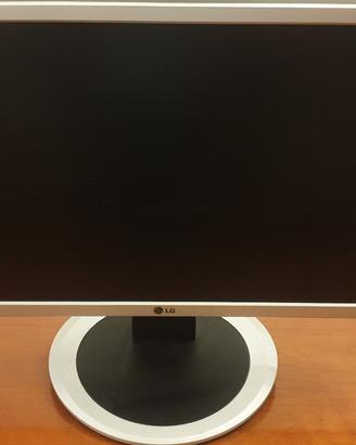 SCHERMO/MONITOR 19" LG FLATRON L194WS