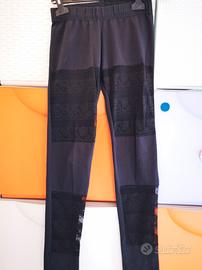 Pantacollant neri con intermezzi di pizzo