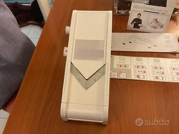 Mandolino Chef Tapperware