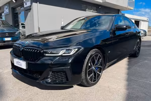BMW Serie 5 Berlina 520d mhev 48V xdrive Msport au
