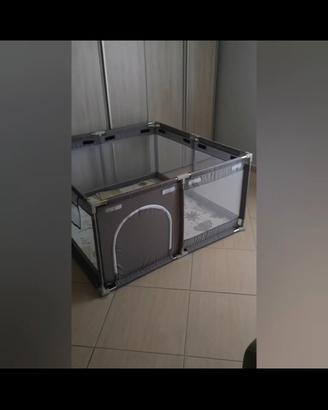 Box neonato 120x120 con porta di entrata