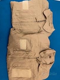 Set due tute da volo desertiche