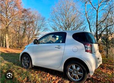 Toyota IQ 