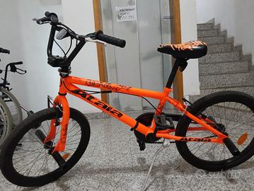 bicicletta bmx