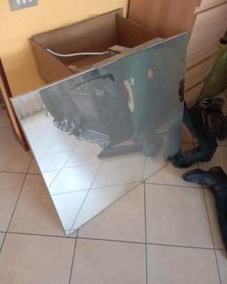 Specchio bagno con plafoniera 