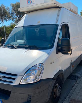 Iveco Daily 35C15