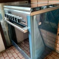 Cucina professionale a gas + Forno