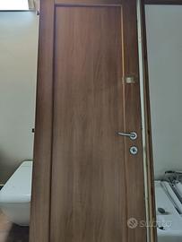 Porte complete di bussole