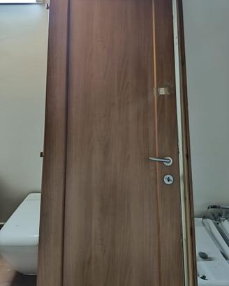 Porte complete di bussole