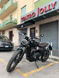 Triumph Scrambler 1200 x
