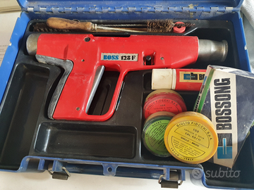 Chiodatrice sparachiodi Boss 128F funzionante