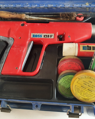 Chiodatrice sparachiodi Boss 128F funzionante