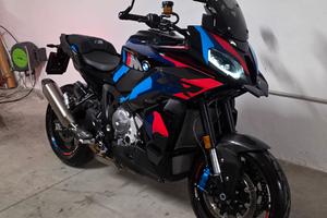 M 1000 XR la crossover più potente del mondo