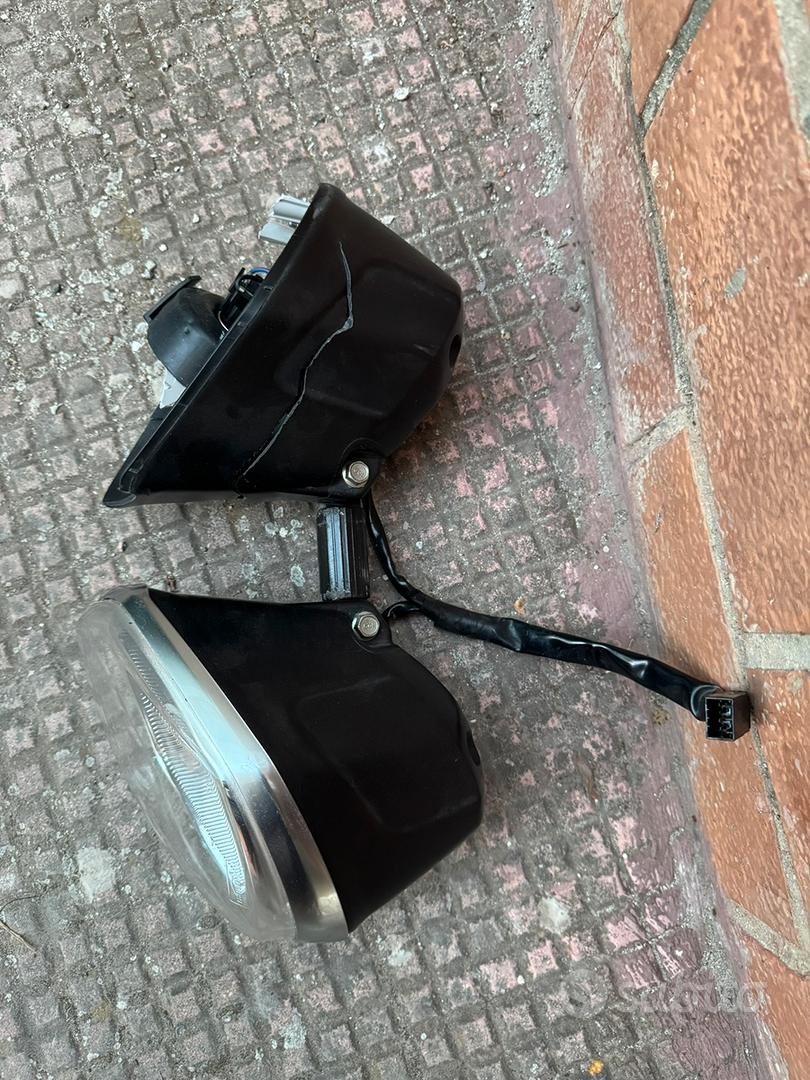 Fari aggiuntivi a LED per moto Triumph Speed Triple 1050 (2011 - 2016