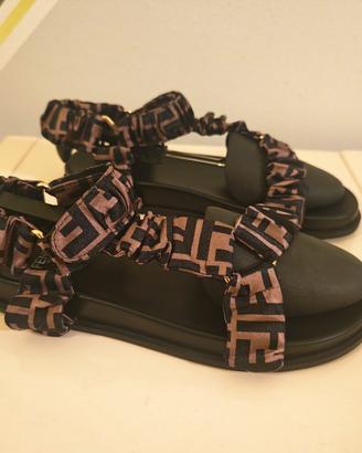 Sandali Fendi 41,5