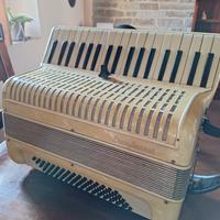 Fisarmonica 80 bassi