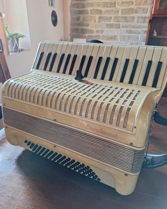 Fisarmonica 80 bassi