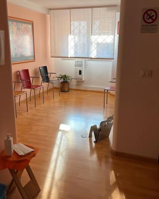 Struttura sanitaria con due studi odontoiatrici