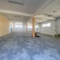 Locali commerciali/ artigianali