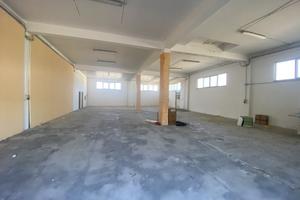 Locali commerciali/ artigianali