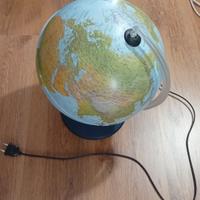 Mappamondo Fisico-Politico con luce