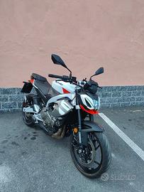 Aprilia Tuono 457