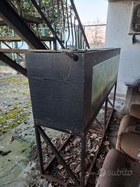 Acquario lunghezza circa 2 metri per 50 cm