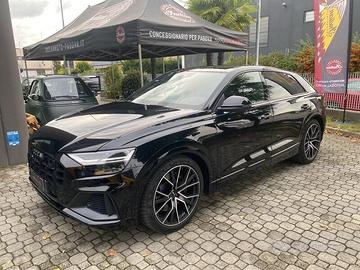 Audi Q8 SQ8 TDI mHEV V8 quattro tiptronic 435 CV