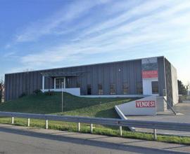 Capannone commerciale mq. 1800 su 6000 mq. di area