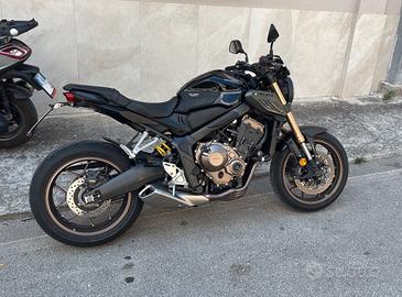 Honda cb650r