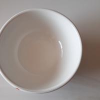 Tazza da cereali kellogg's bianca con marchio