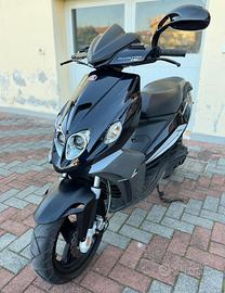 Malaguti Phantom F12-R LC