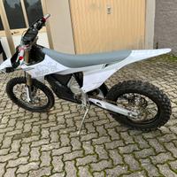 2025 STARK FUTURE Stark Varg MX1.0 MX 80HP