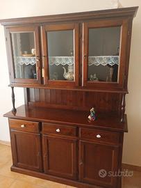 Credenza con 3 cassetti e 3 sportelli marrone 