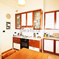 cucina completa con elettrodomestici